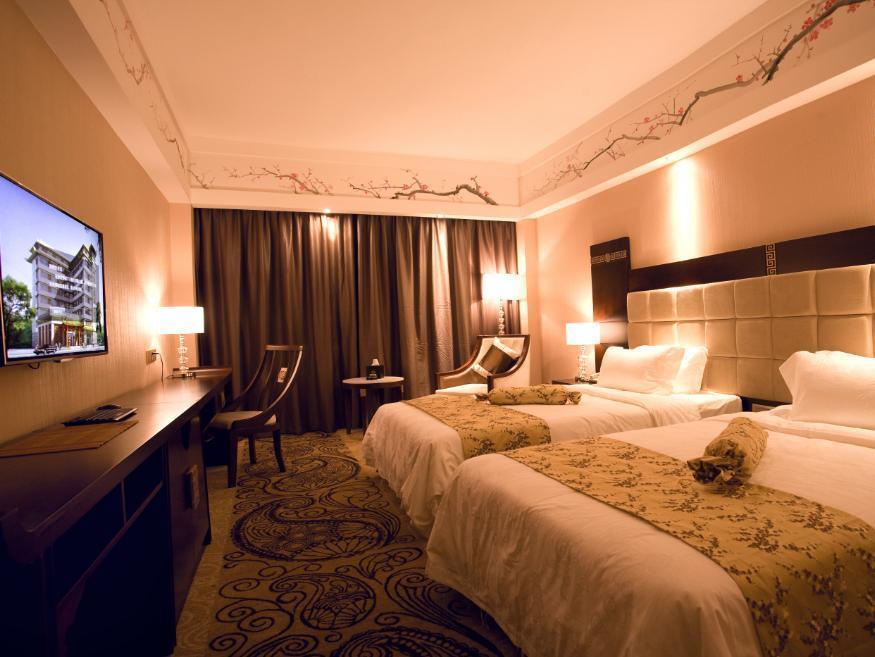 Guilin Golden Crown International Hotel Екстер'єр фото