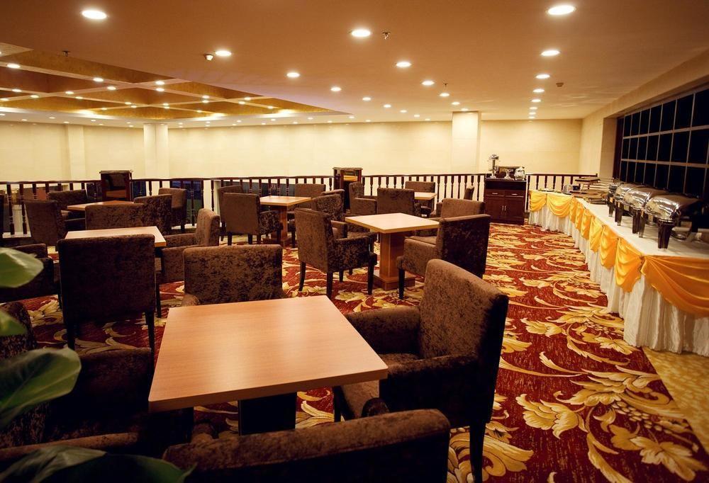 Guilin Golden Crown International Hotel Екстер'єр фото