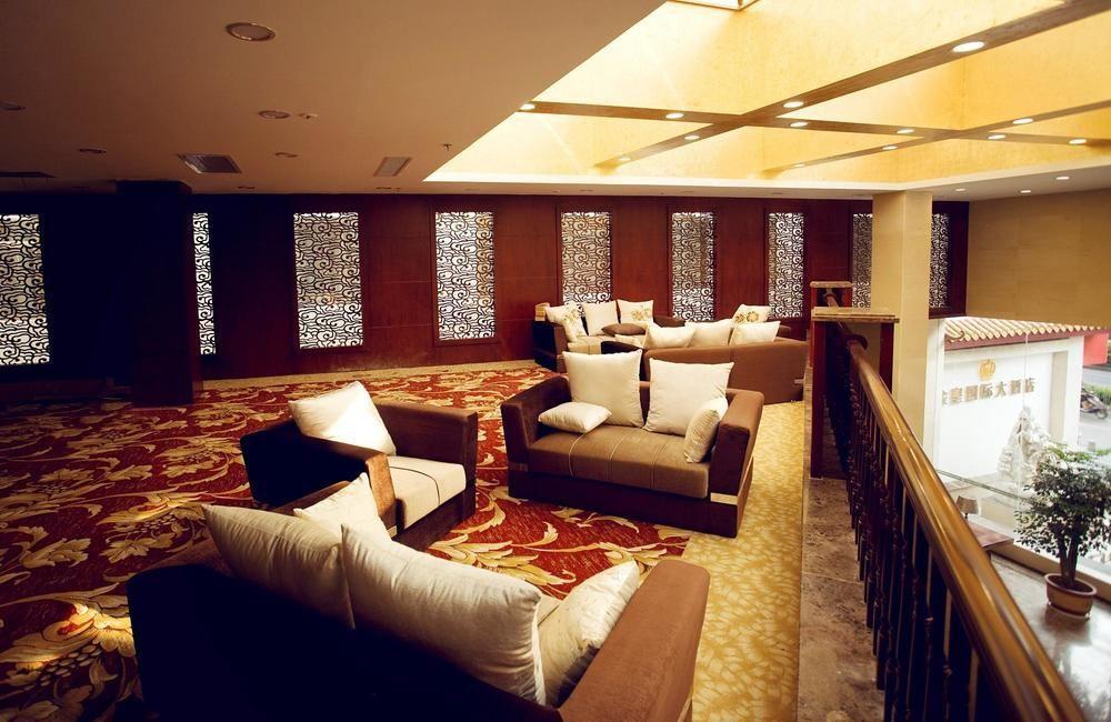 Guilin Golden Crown International Hotel Екстер'єр фото