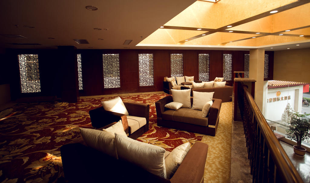 Guilin Golden Crown International Hotel Екстер'єр фото