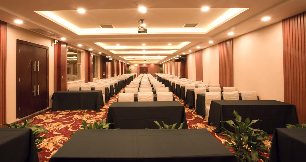 Guilin Golden Crown International Hotel Екстер'єр фото